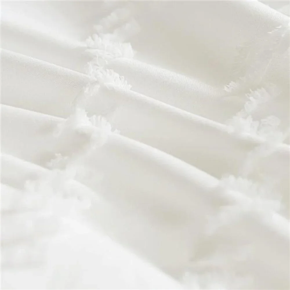 NEW Anthro White Tufted King / Queen Size Fringe Comforter Bedding Sham Case Set